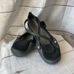 CROCS black Mary Janes ballet flats size‎ 5 W